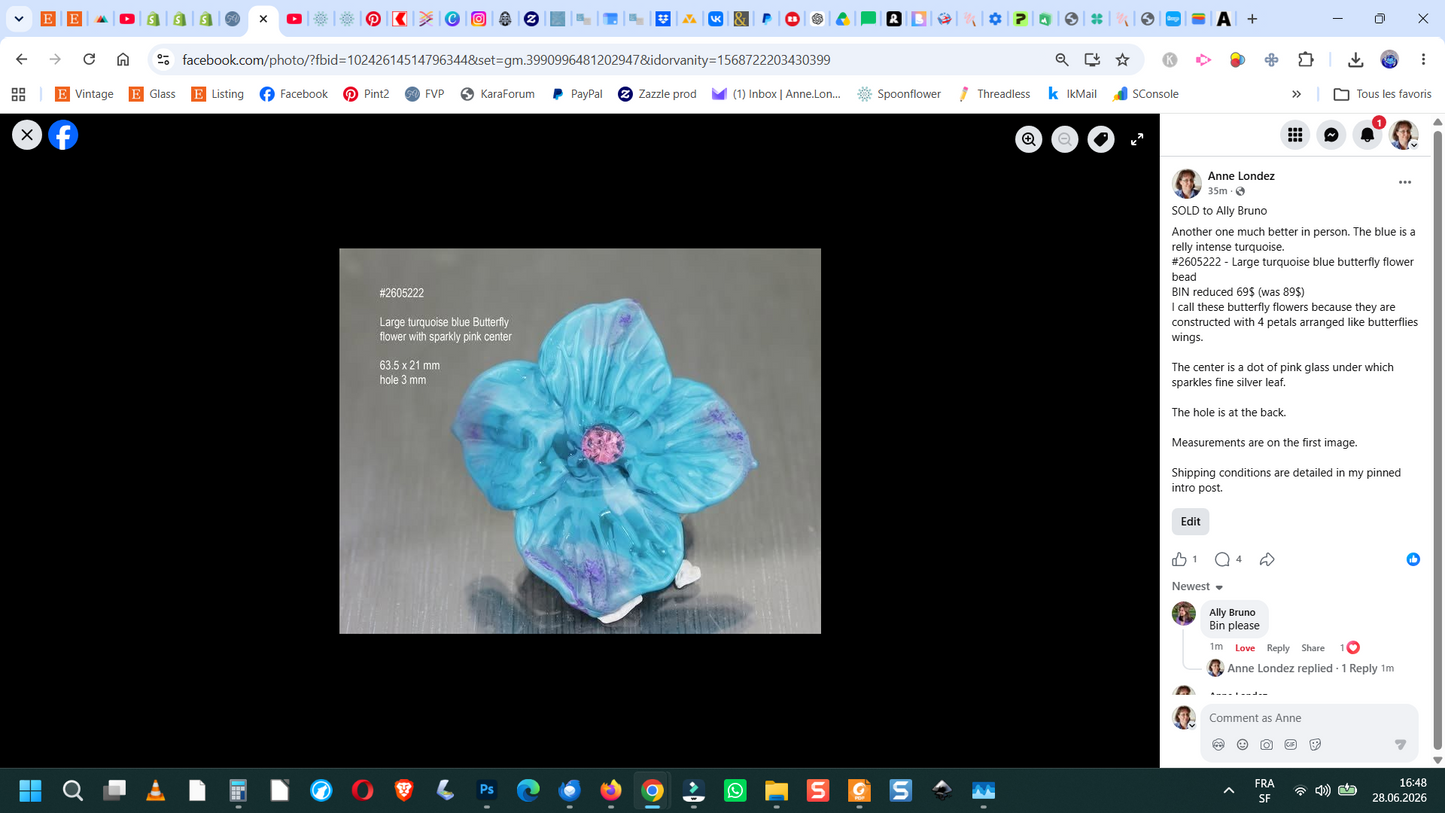 #2605222 - Large turquoise blue butterfly flower bead