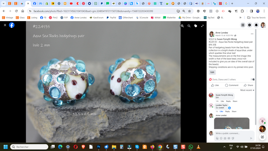 2 Perles en verre Hérissons bleu turquoise Sea Rocks #224135