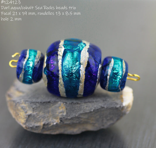 #124123 Aqua/cobalt ombré Sea Rocks trio