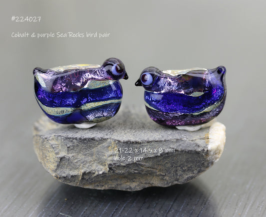 2 Perles en verre Oiseaux bleu cobalt/violet Sea Rocks #224027