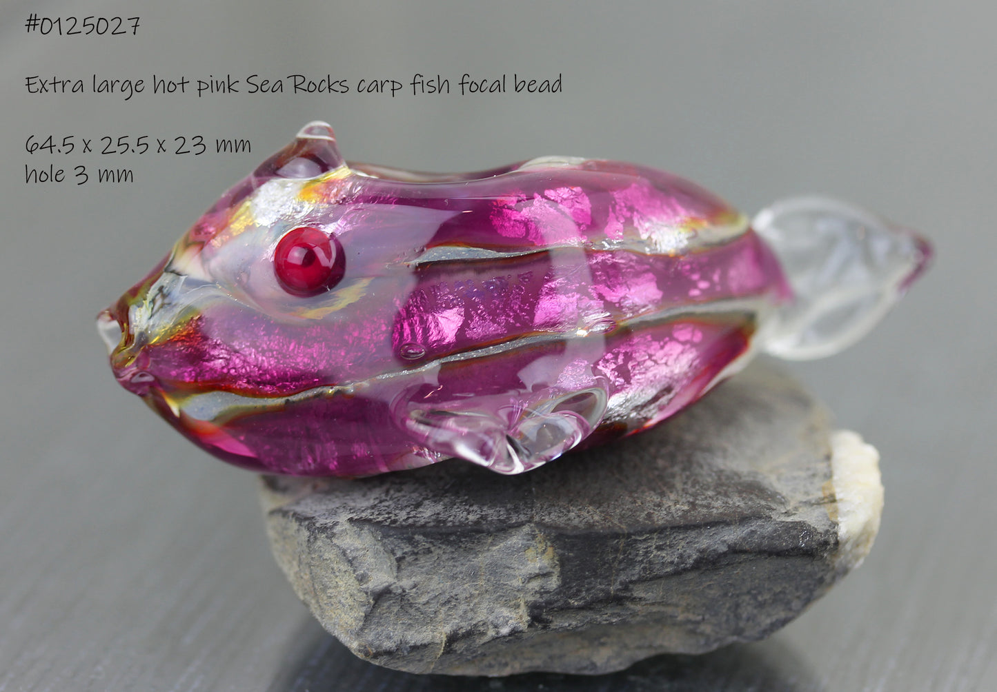 Perle Poisson carpe rose fuchsia Sea Rocks #0125027