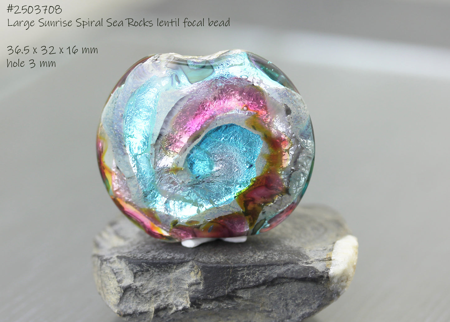 Smooth aqua & peach pink spiral Sea Rocks lentil focal beadteal & grass green Sea Rocks lentil focal bead #2503708