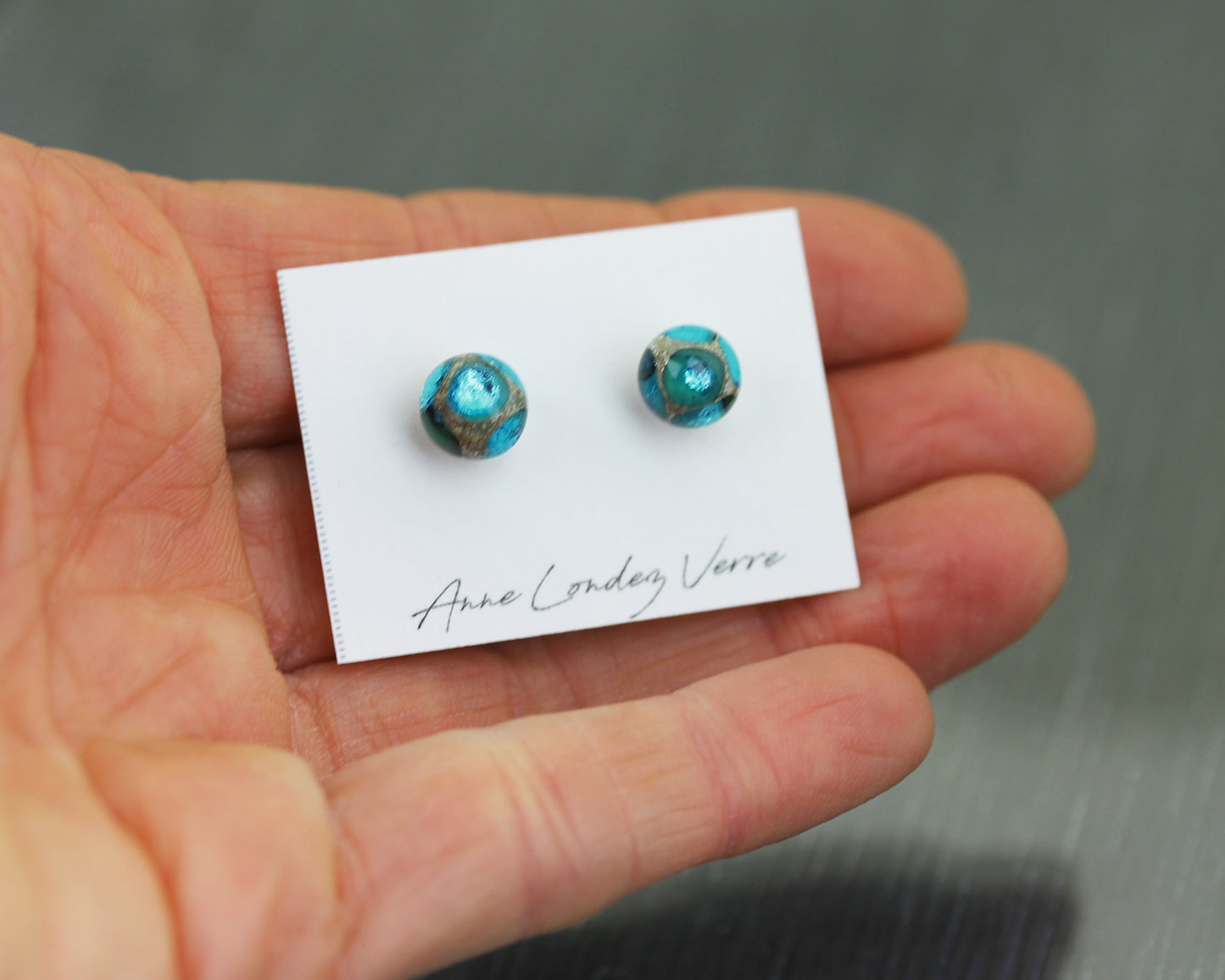 Clous d'oreilles Sea Rocks bleus turquoises