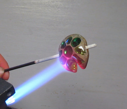 Quel matériel faut-il pour débuter dans la fabrication de perles en verre ?