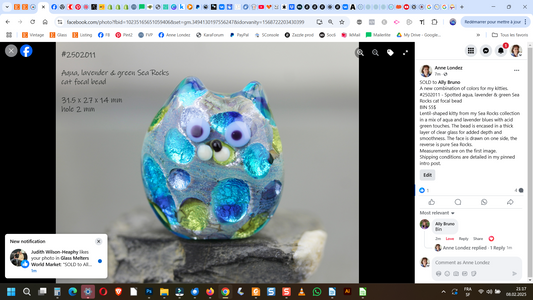 Spotted aqua, lavender & green Sea Rocks cat focal bead #2502011 -