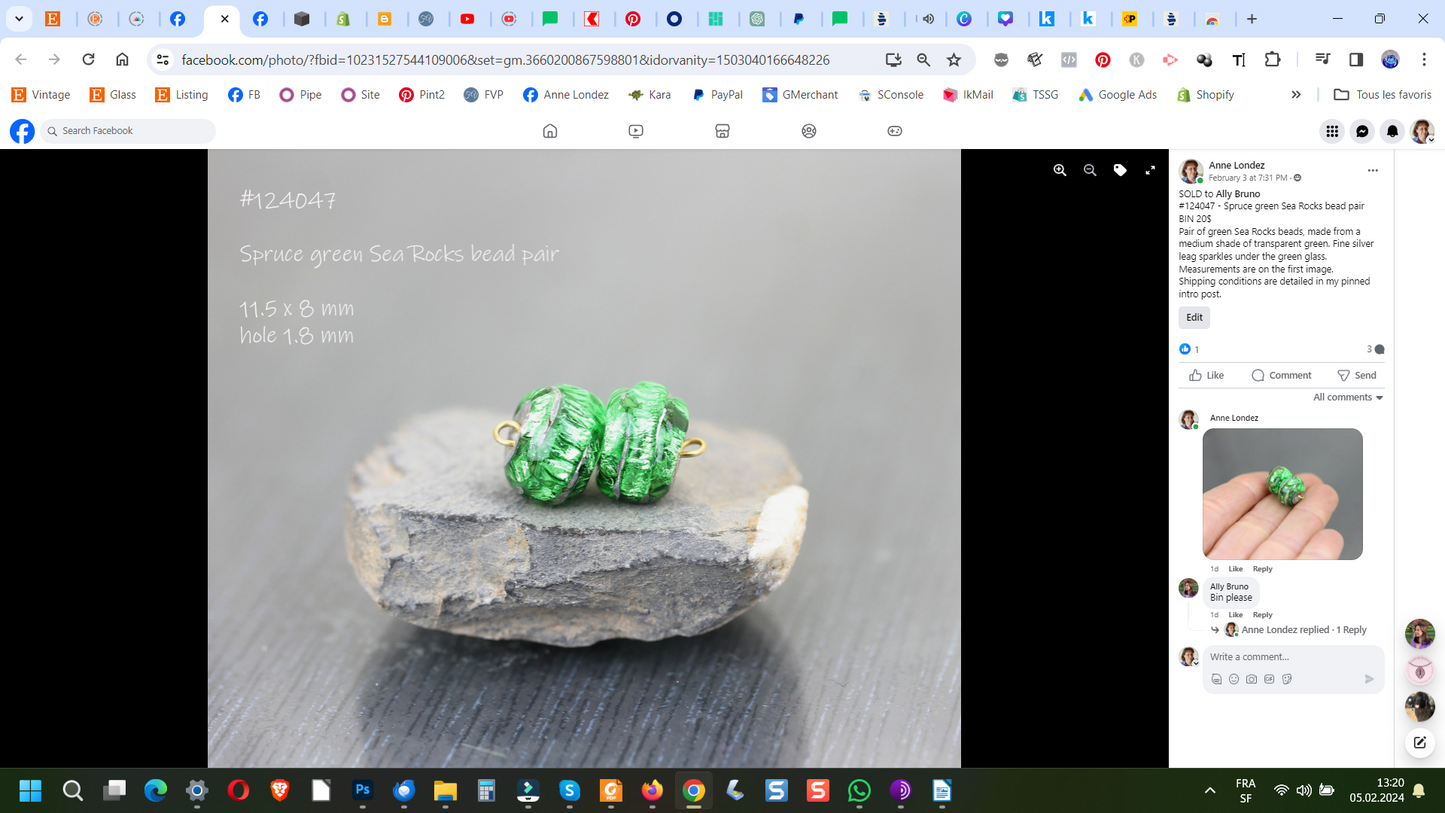 #124047 Grass Green Sea Rocks bead pair