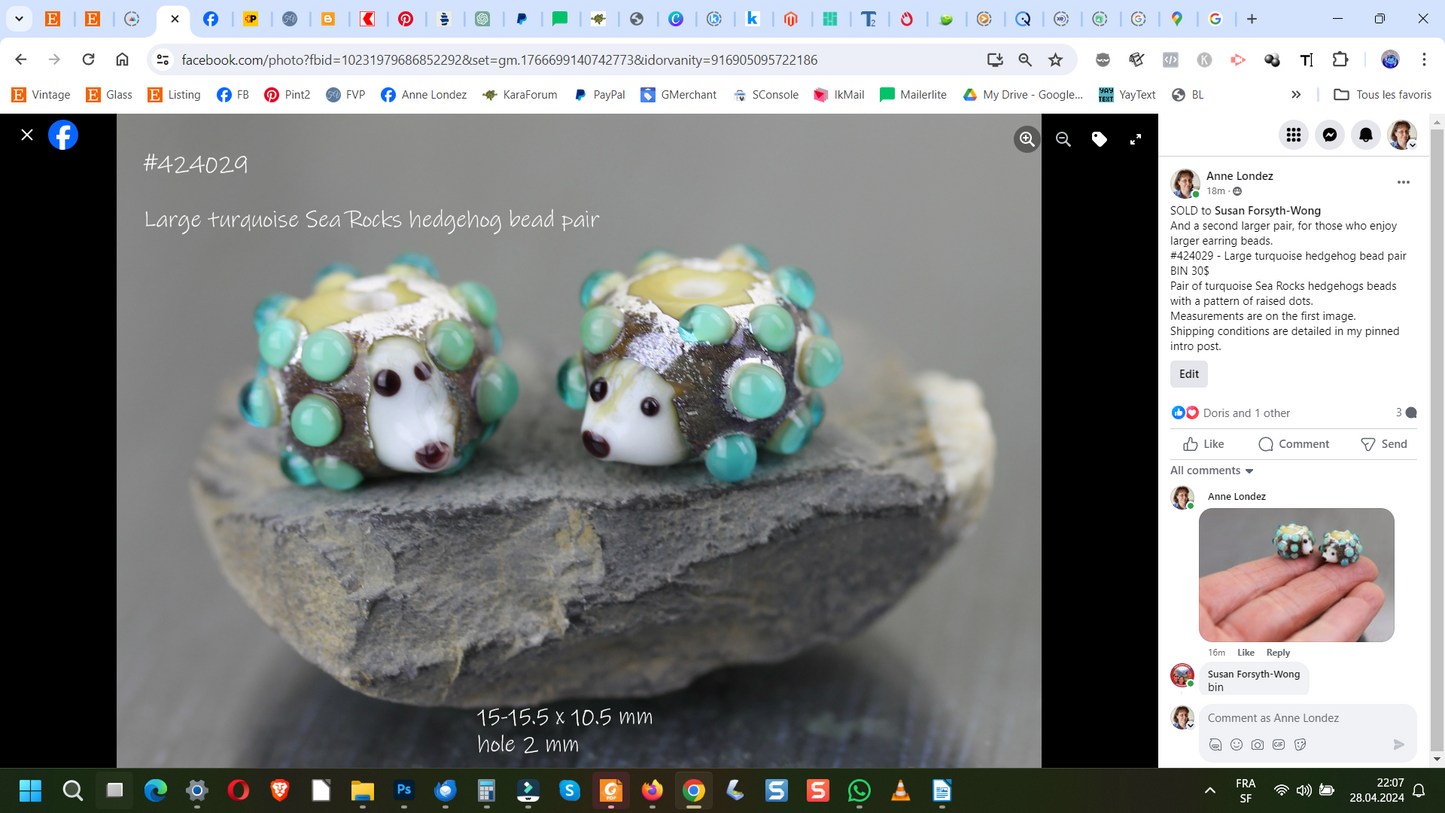 Pair of turquoise Sea Rocks hedgehog beads #424029