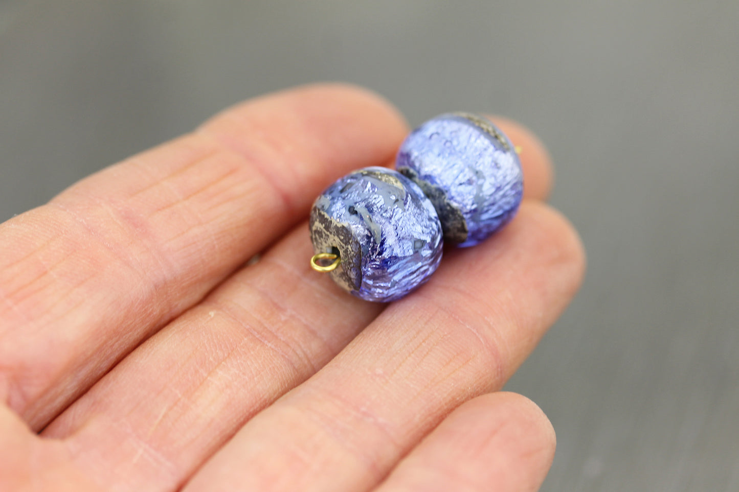 #124070 - Lavender blue Sea Rocks bead pair