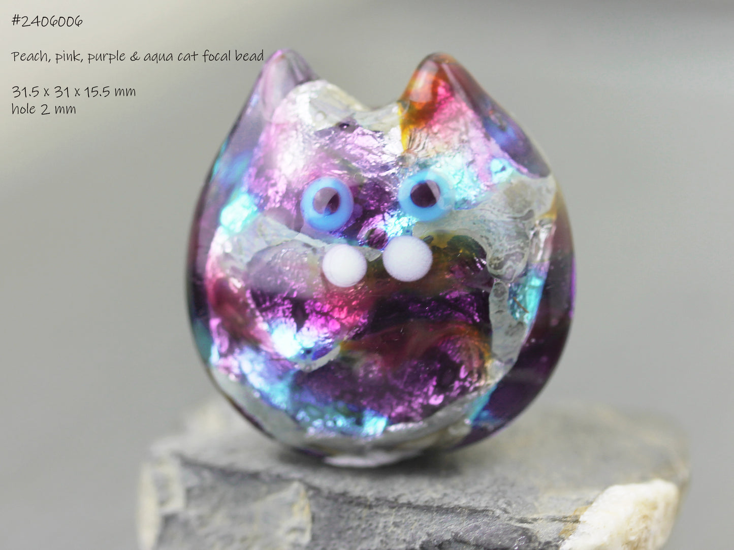 Dark pink & aqua Sea Rocks cat focal bead #2406006