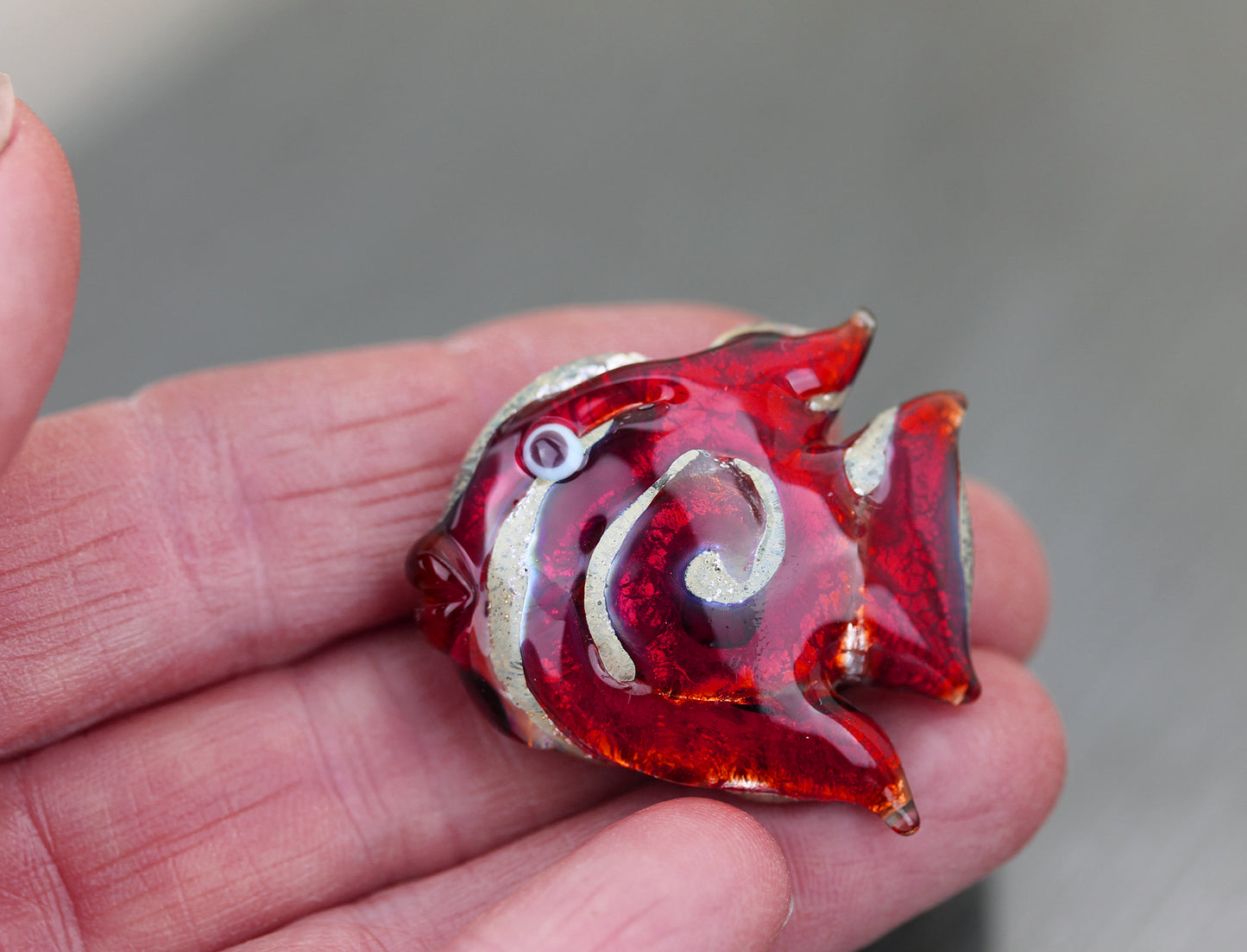 Red Spiral Sea Rocks fish focal bead #1124013