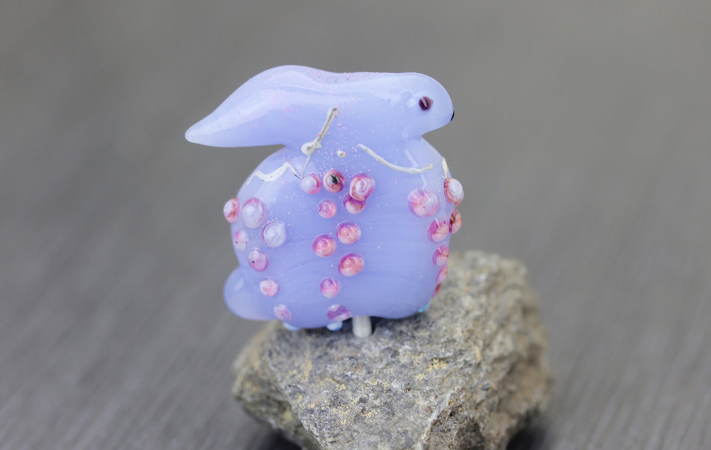 Pastel blue & pink Wisteria hare lampwork glass focal Bead #2505021