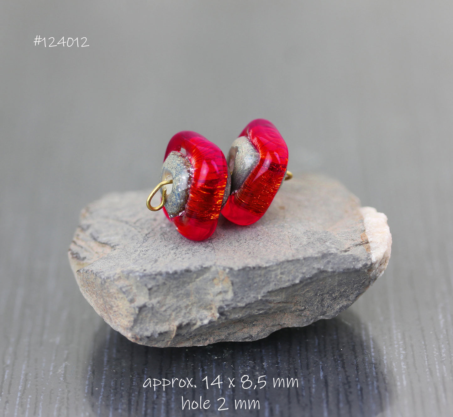 #124012 - Fiery red Sea Rocks rondelles pair