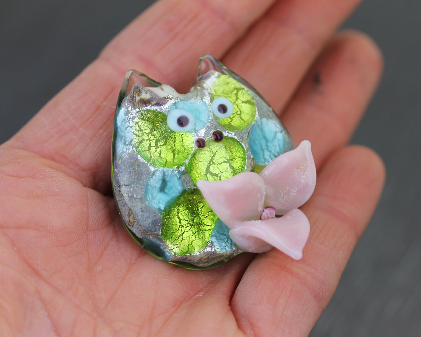 Aqua & green Sea Rocks cat lampwork glass focal Bead #1224016
