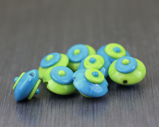 Perles de verre bleu turquoise et vertes Soucoupes Volantes